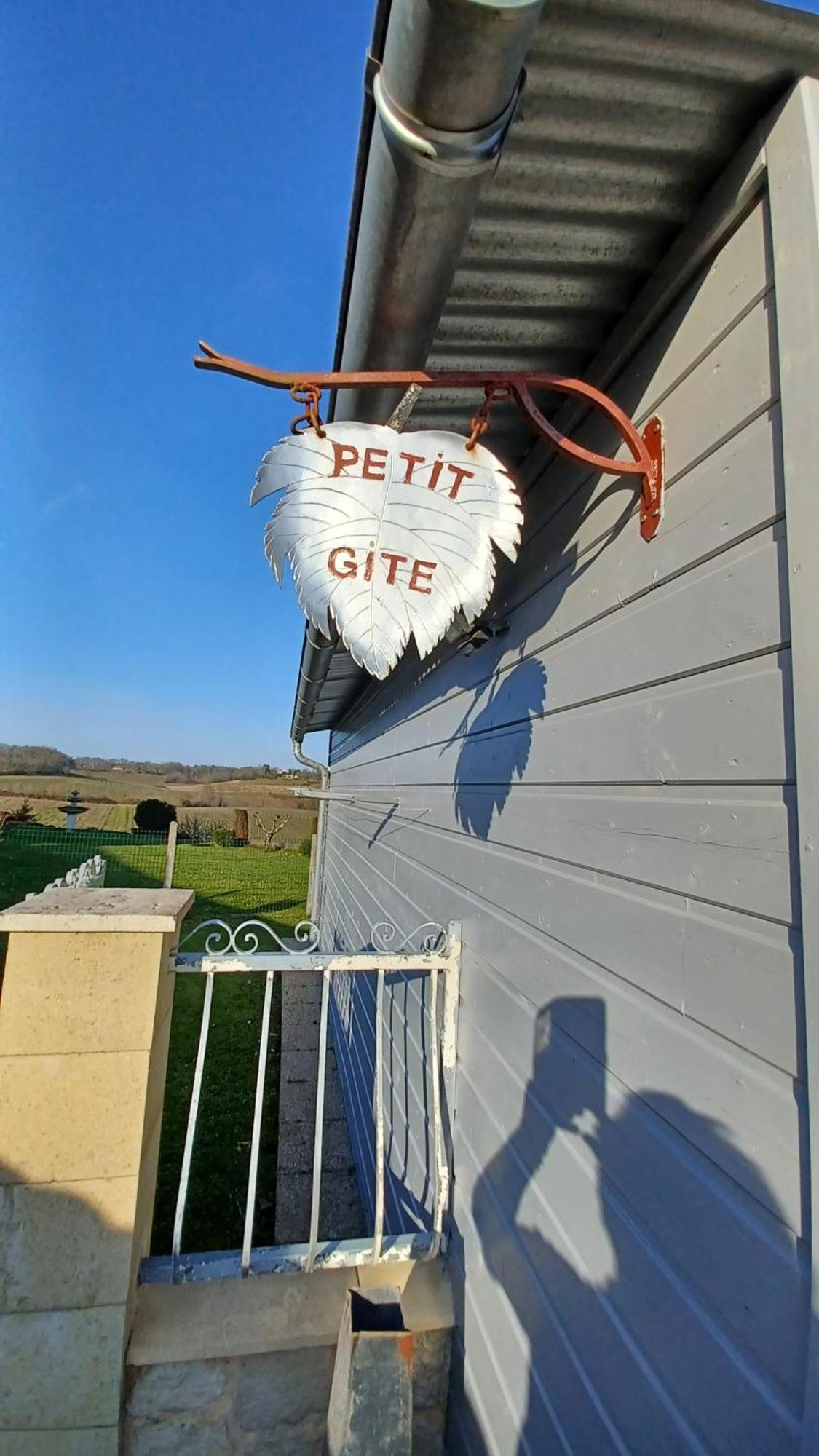 Gite Les Deux Meules Sainte-Colombe  Ngoại thất bức ảnh