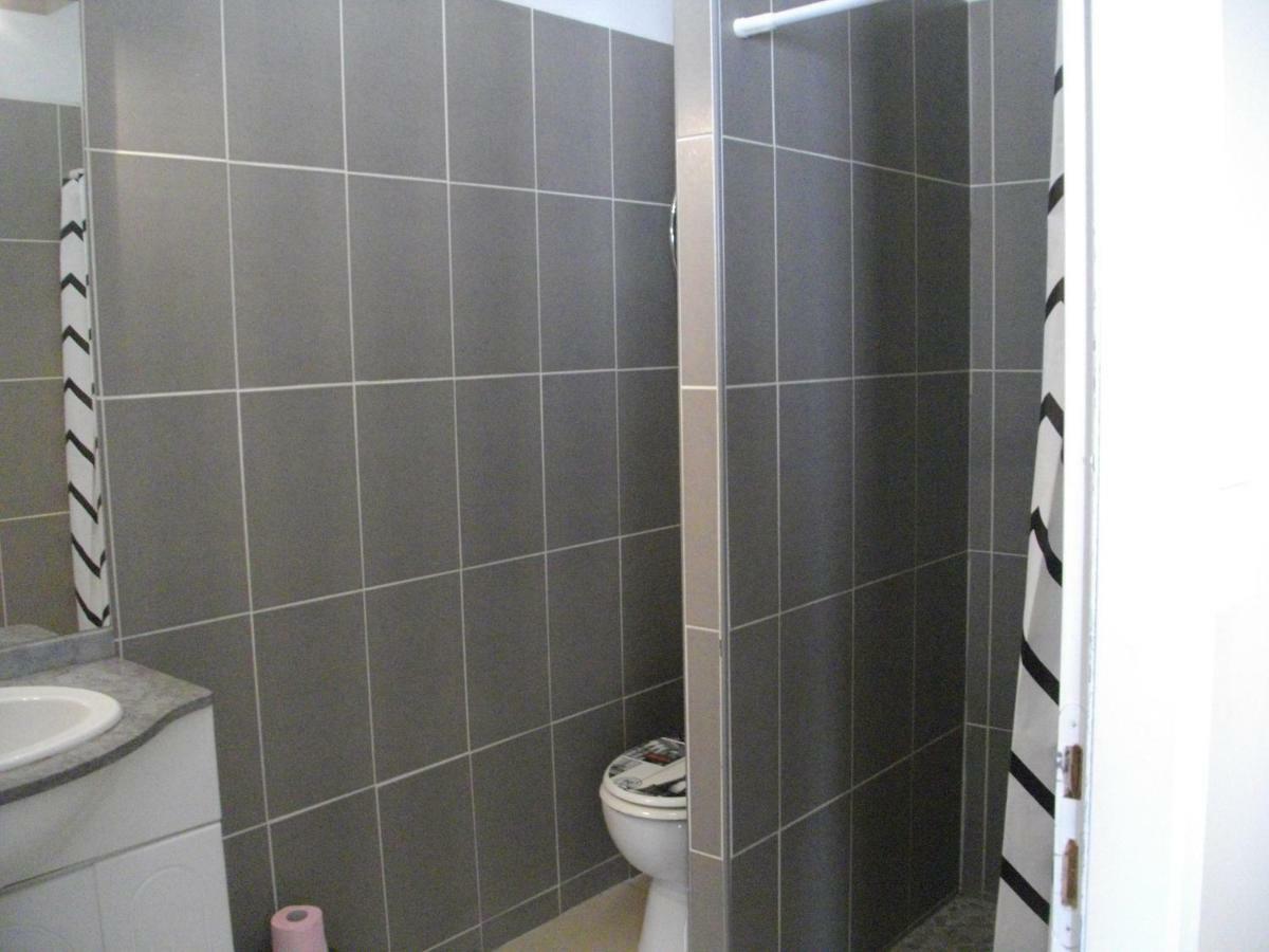 Gite Les Deux Meules Sainte-Colombe  Ngoại thất bức ảnh